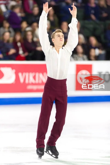 Ice Gallery Skates U.S.